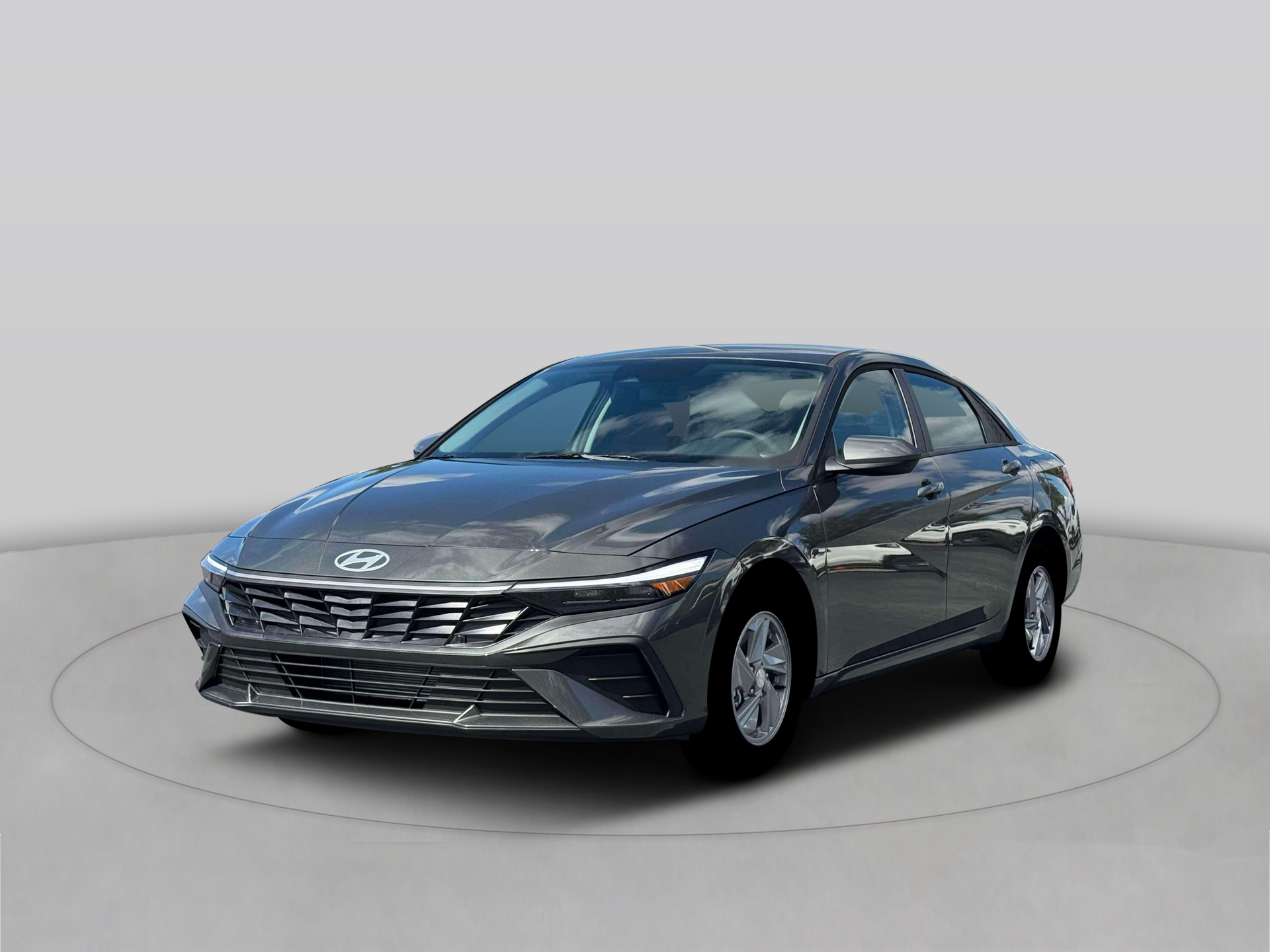 2026 Hyundai Elantra SE's photo