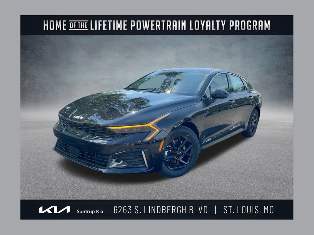 2026 Kia K5 LXS's photo