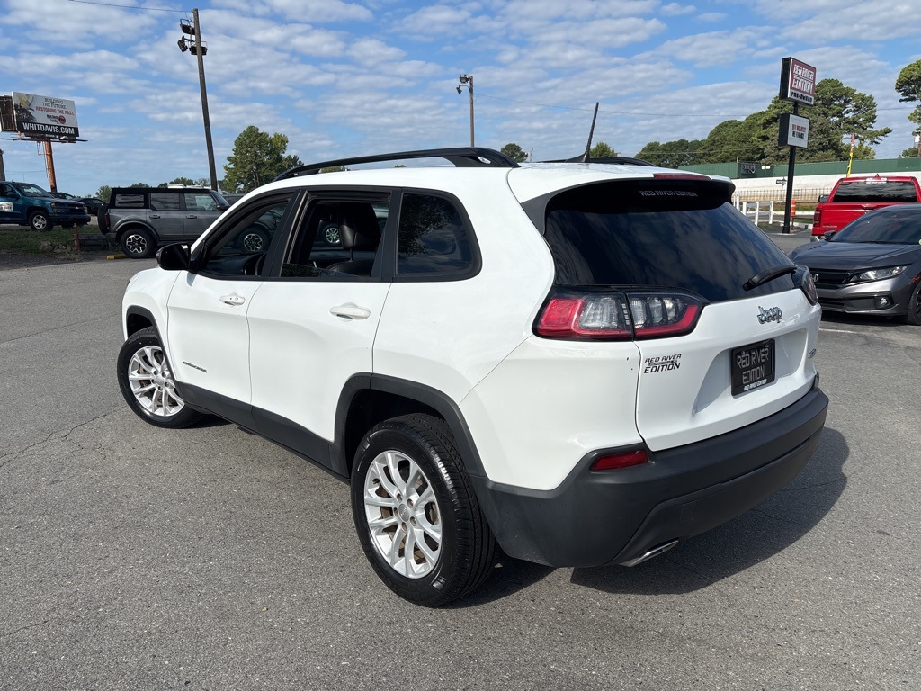 2022 Jeep Cherokee Latitude Lux photo 2