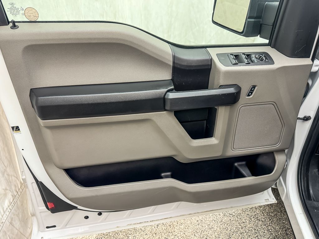 2019 FORD F-150 - Image 18