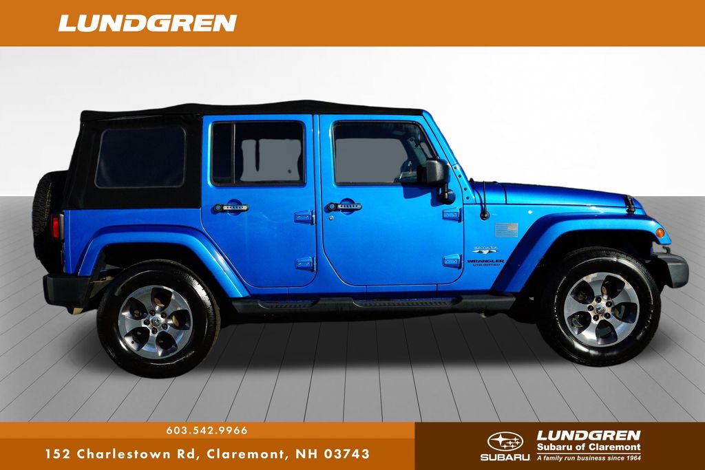 2016 Jeep Wrangler Unlimited Sahara photo 2