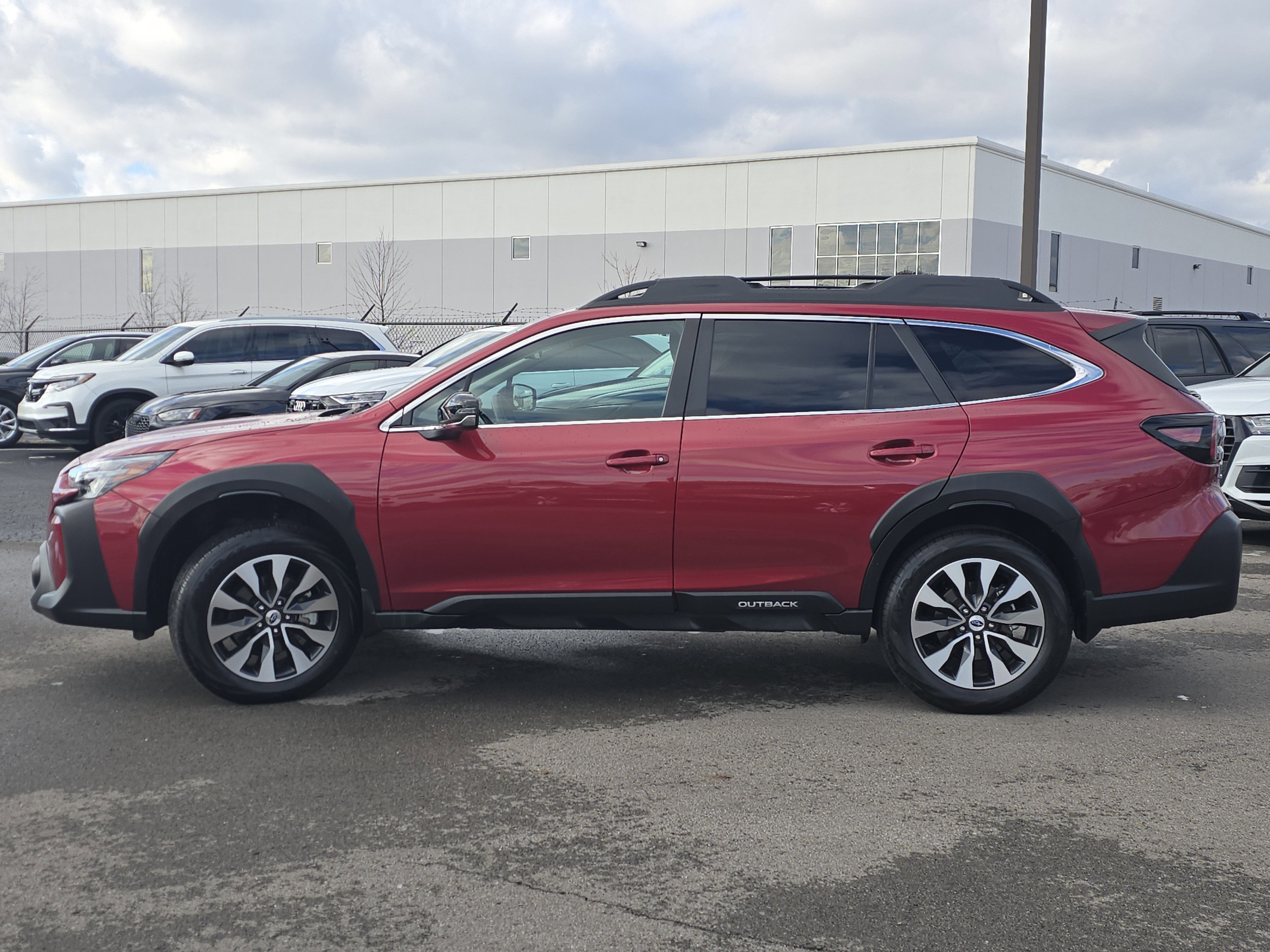 2024 Subaru Outback Limited photo 2