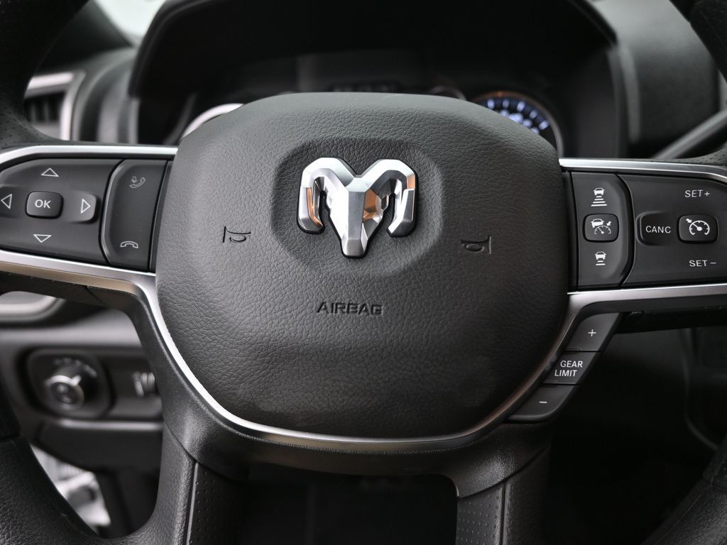 2026 Ram 2500 Tradesman photo 11