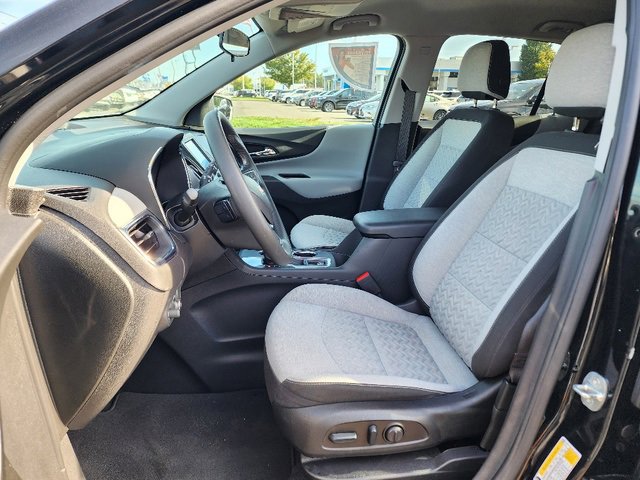 2023 Chevrolet Equinox LS photo 22
