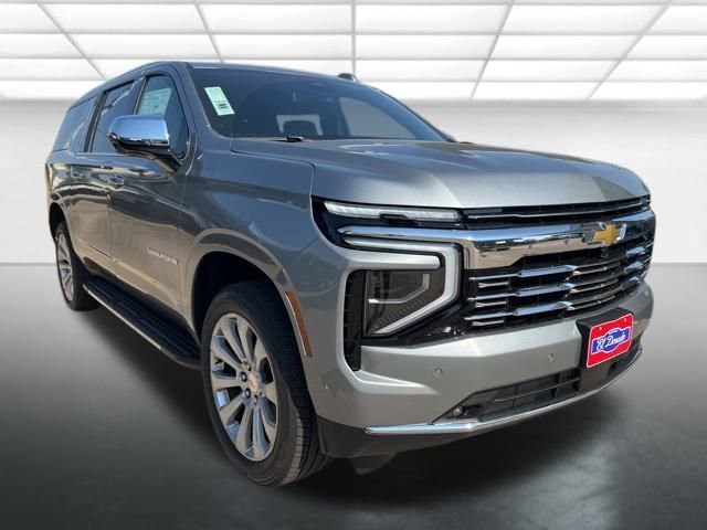 2025 Chevrolet Suburban Premier's photo