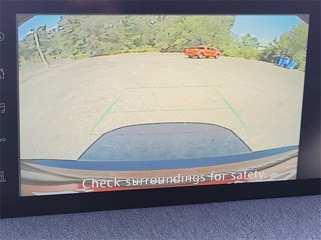 2025 Nissan Kicks SV photo 4