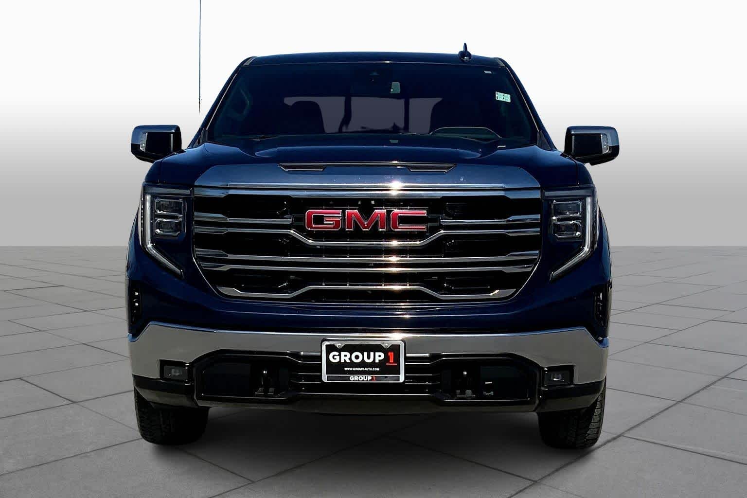 2023 Gmc Sierra 1500 SLT photo 3