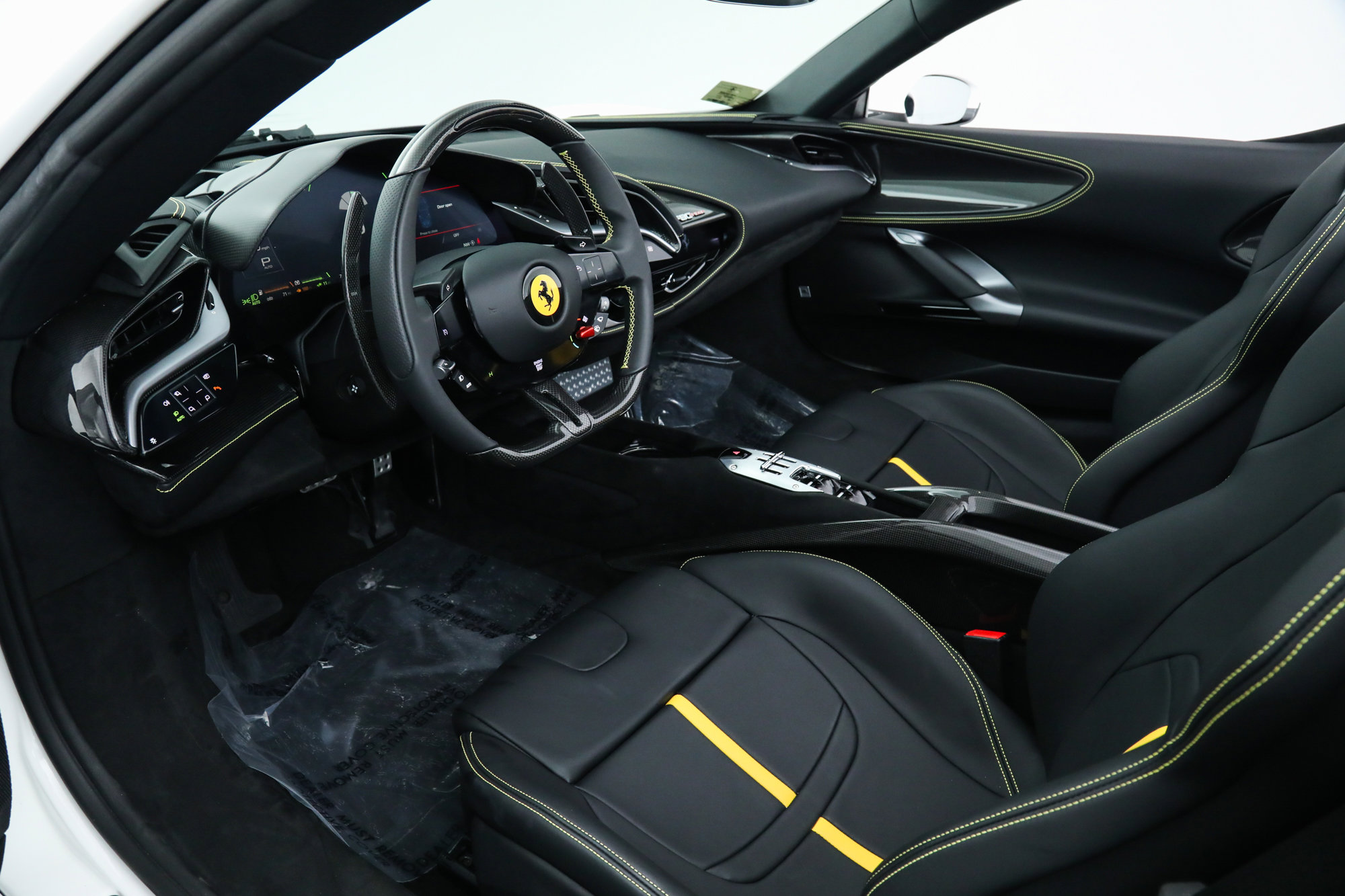 2024 Ferrari SF90 Spider photo 2
