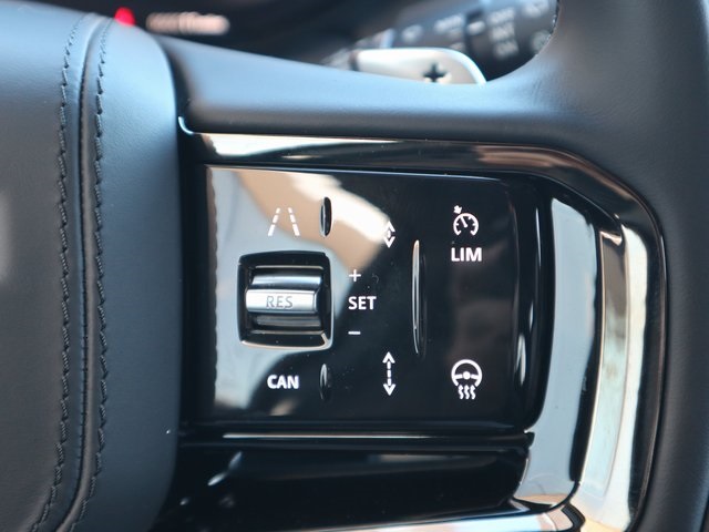 2025 Land Rover Range Rover Sport SE photo 19