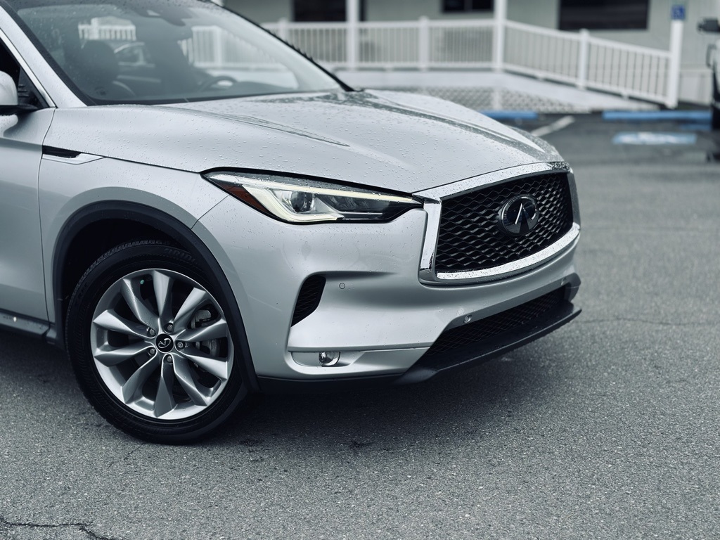 2021 Infiniti QX50 Essential photo 9