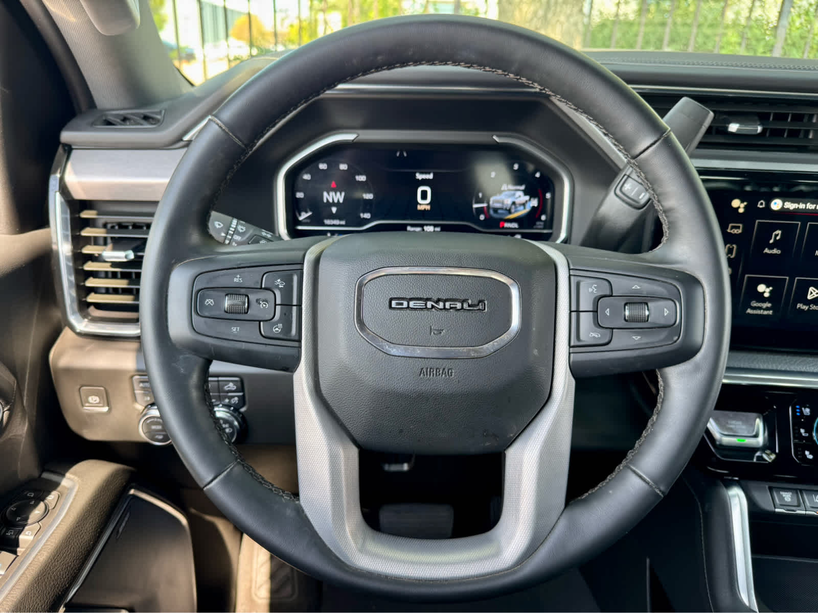 2024 Gmc Sierra 2500 HD Denali photo 17