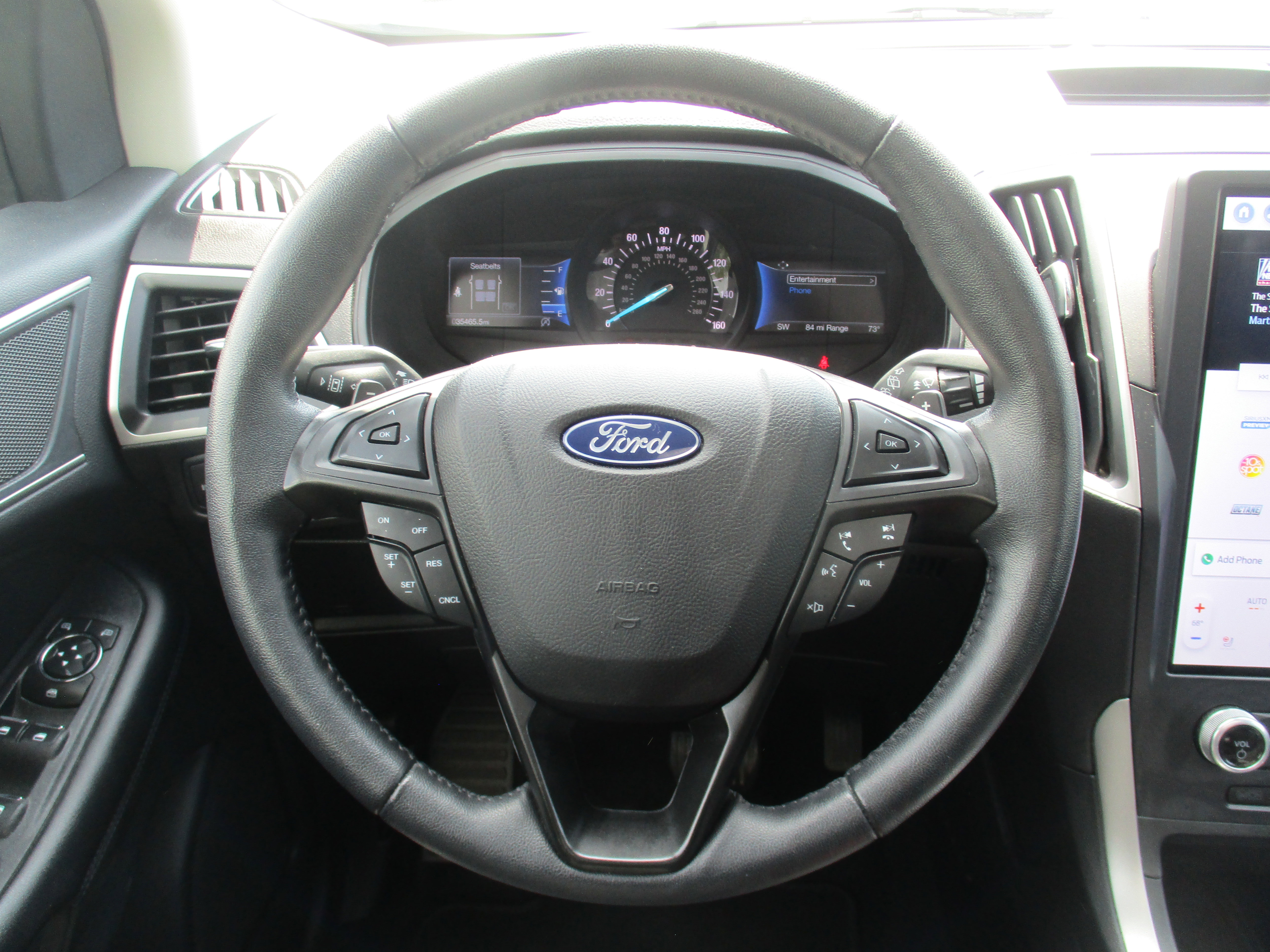 2022 Ford Edge SEL photo 26