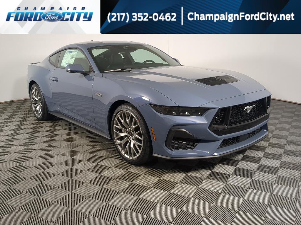 2025 Ford Mustang GT Premium's photo