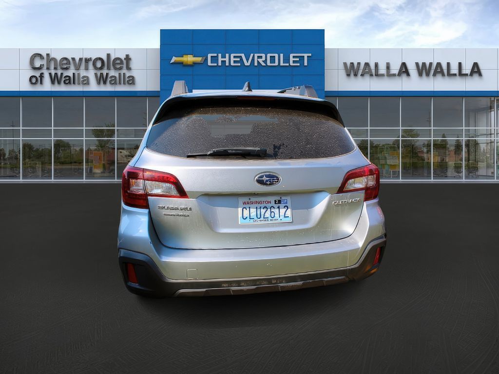 2019 Subaru Outback Premium photo 6