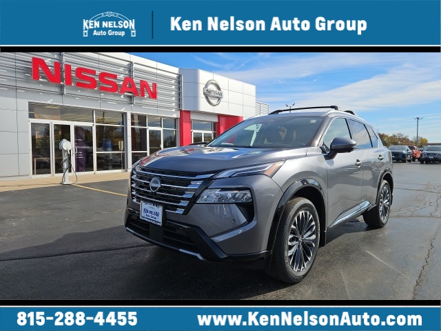 2026 Nissan Rogue Platinum's photo