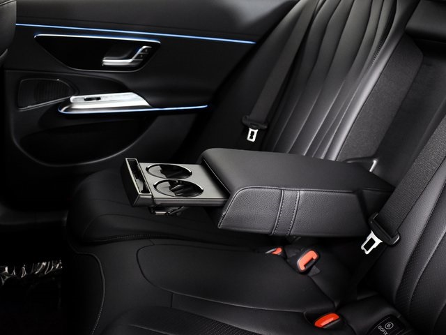2026 Mercedes Benz E 350 photo 32