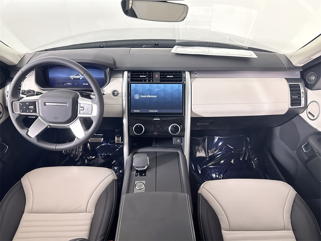 2025 Land Rover Discovery SE photo 19