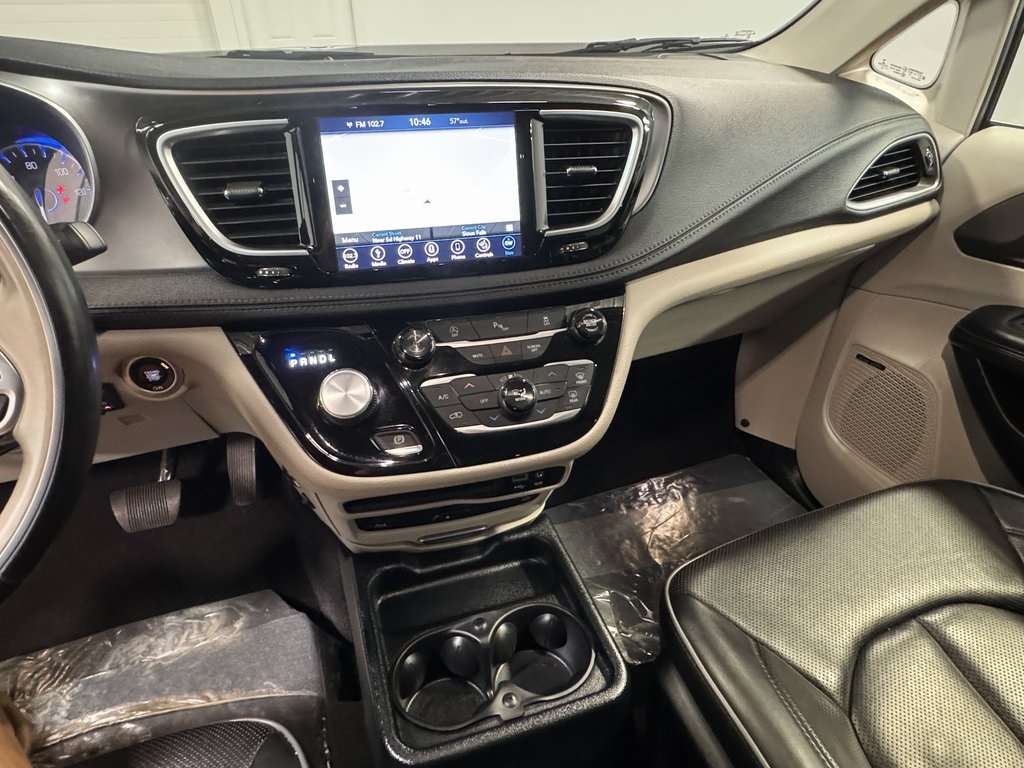 2018 Chrysler Pacifica Limited photo 21