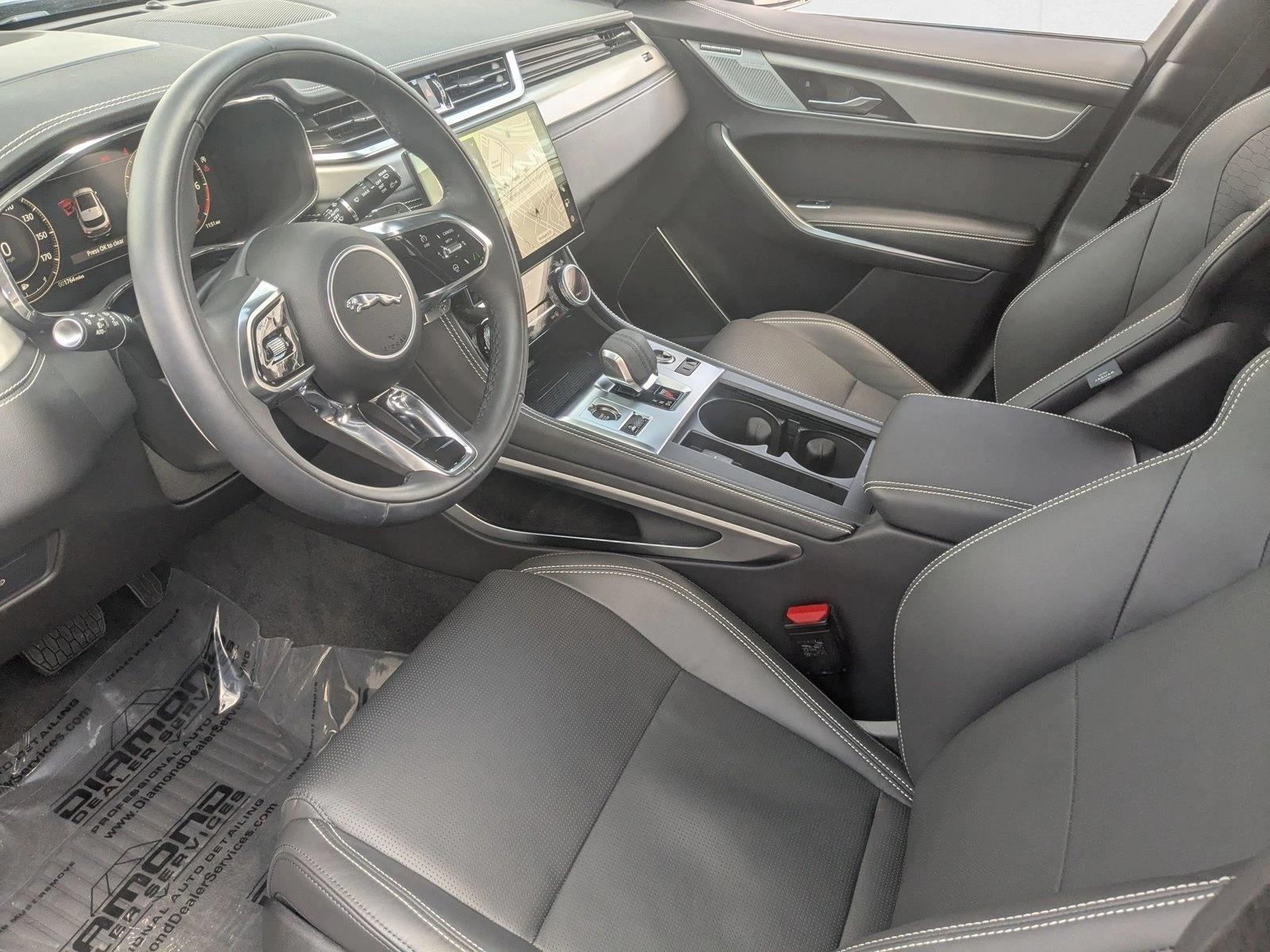 2026 Jaguar F-PACE P400 R-Dynamic S photo 6