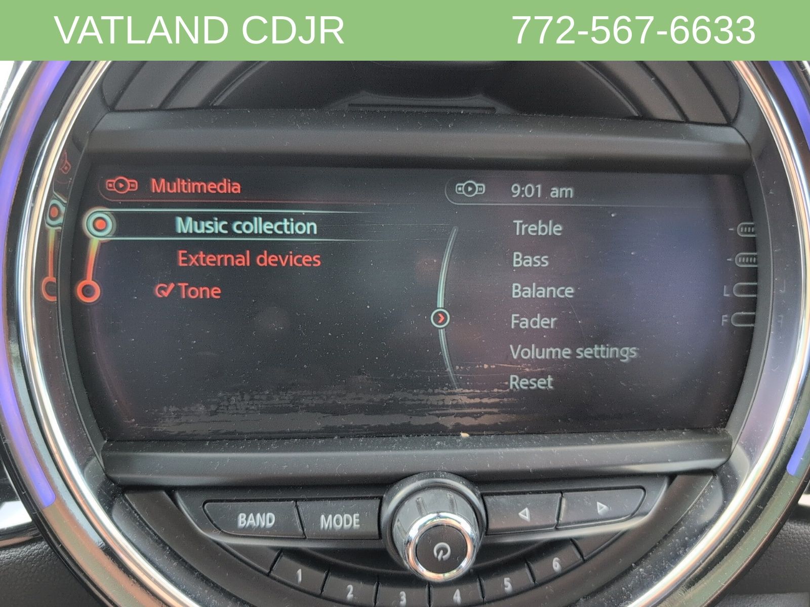 2016 Mini Clubman Base photo 20