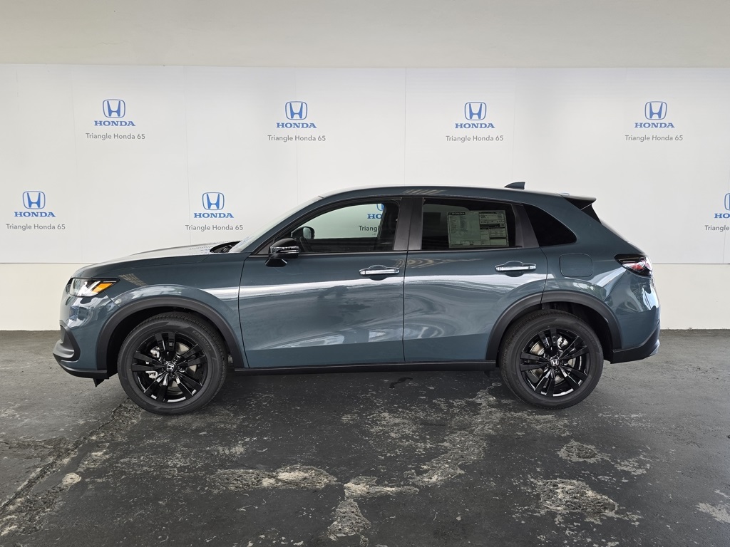 2026 Honda HR-V Sport photo 2