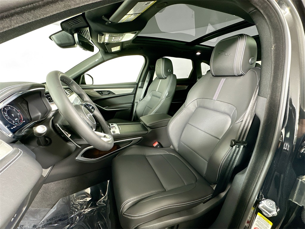 2026 Jaguar F-PACE P250 R-Dynamic S photo 11