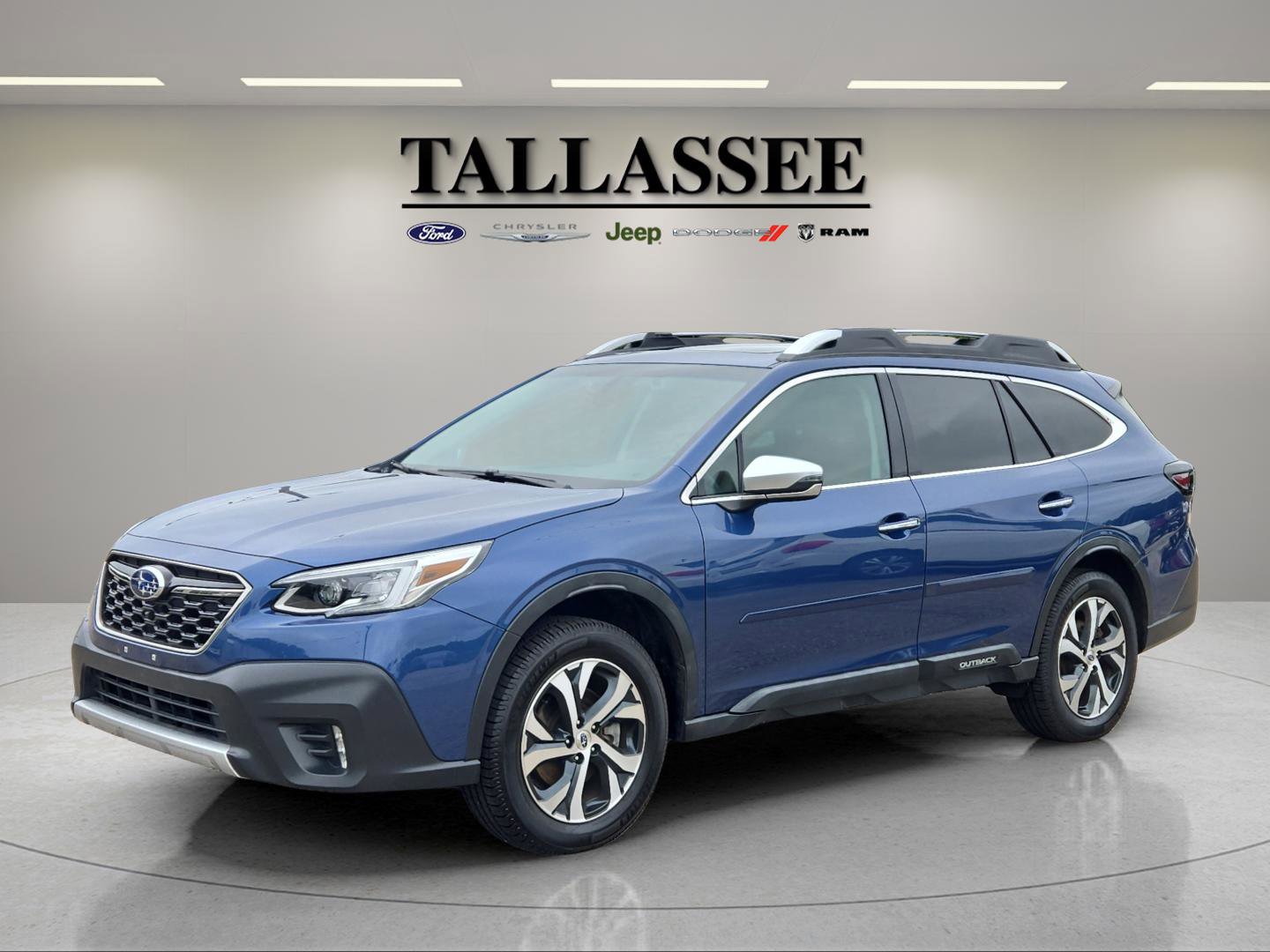 2021 Subaru Outback Touring's photo