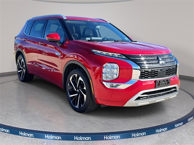2024 Mitsubishi Outlander PHEV SEL photo 3