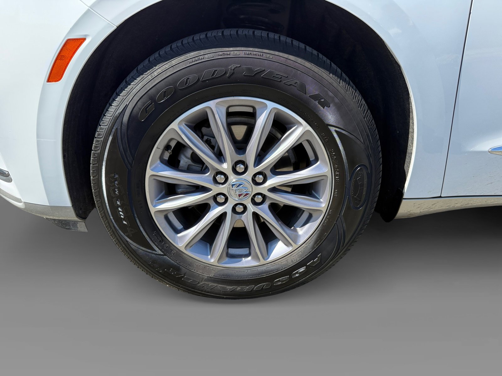 2024 Buick Enclave Premium photo 9