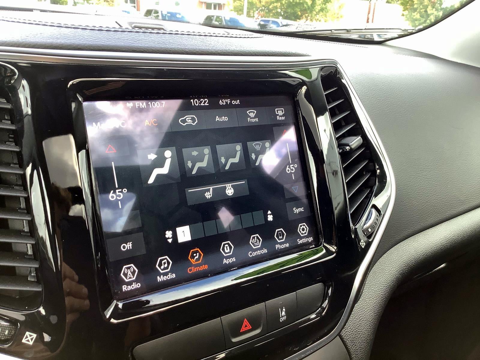 2022 Jeep Cherokee Limited photo 17