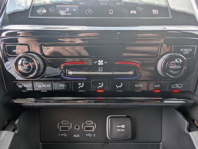 2025 Jeep Grand Cherokee Laredo X photo 14