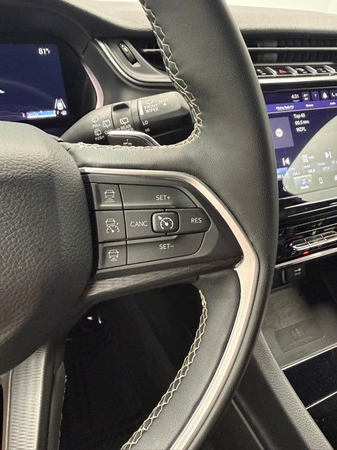 2024 Jeep Grand Cherokee Altitude photo 37