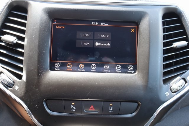 2021 Jeep Cherokee Latitude Lux photo 15