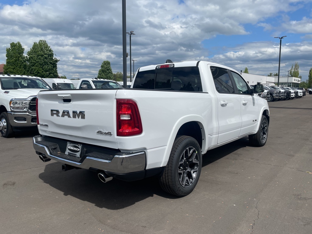 2025 Ram 1500 Laramie photo 4