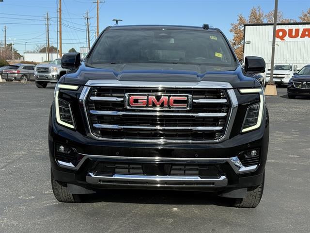 2025 Gmc Yukon XL photo 3