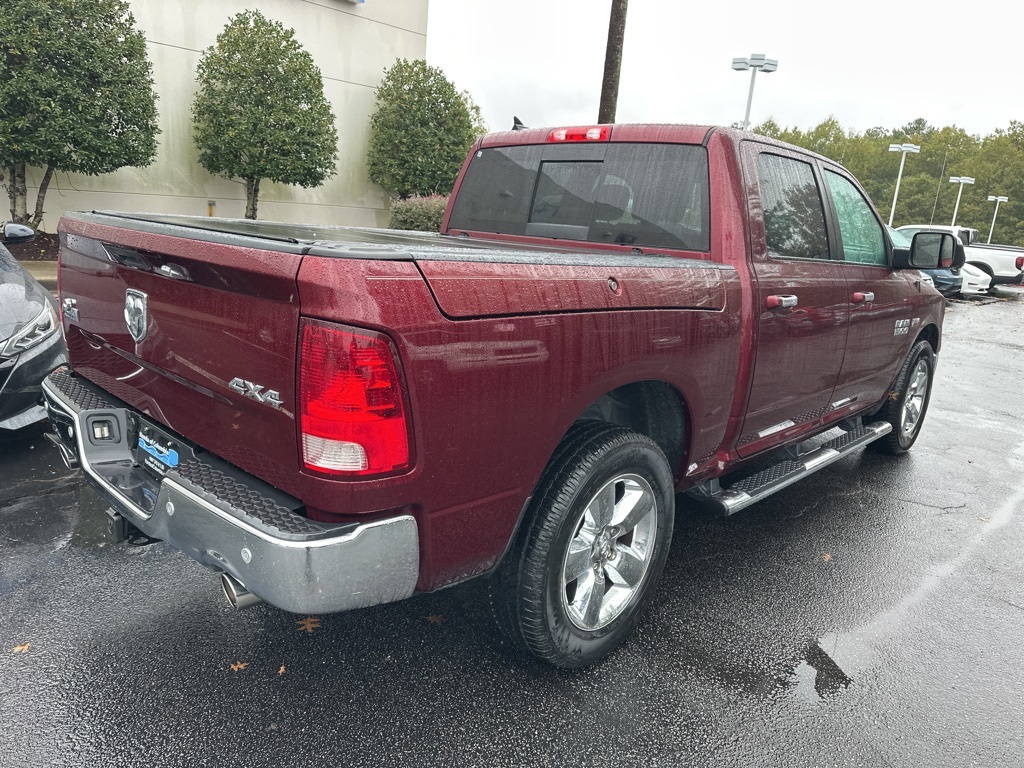 2016 Ram 1500 SLT photo 2