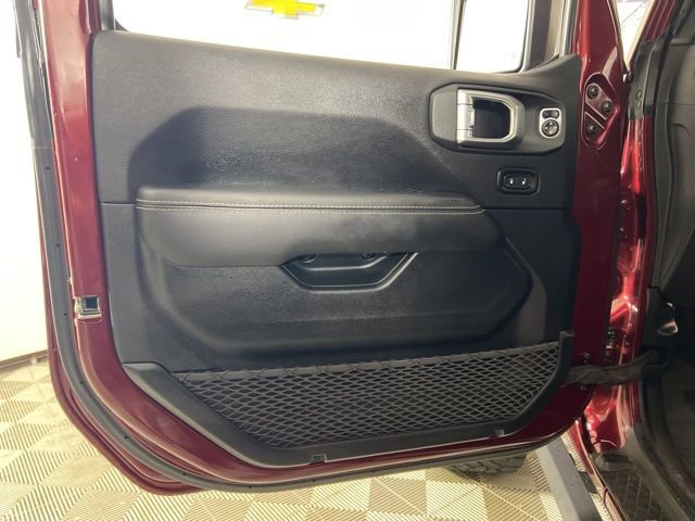 2021 Jeep Wrangler Unlimited Sahara photo 16