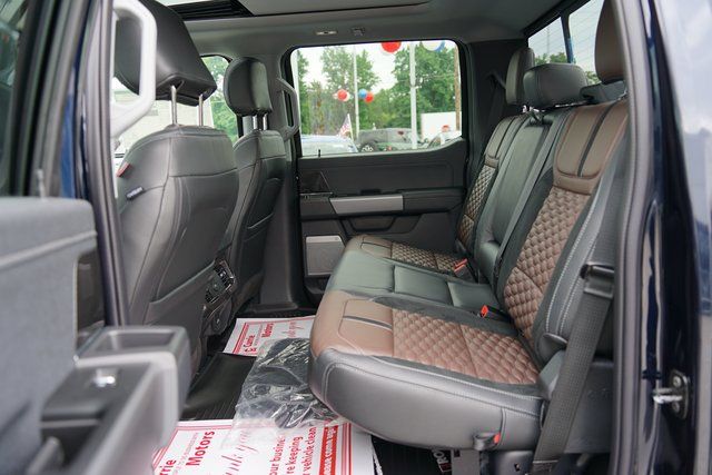 2025 FORD F-250 - Image 30