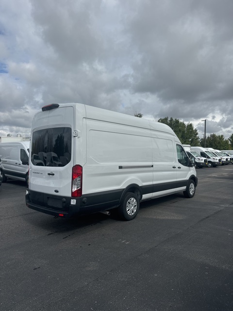 2024 Ford Transit photo 3