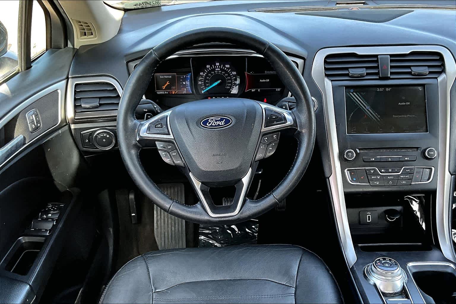 2018 Ford Fusion SE photo 5
