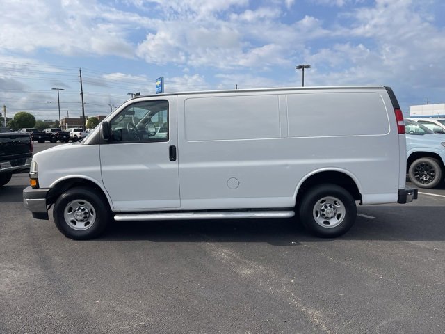 2023 Chevrolet Express Cargo Van 2500 photo 4
