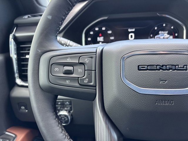 2025 Gmc Sierra 3500 HD Denali Ultimate photo 18