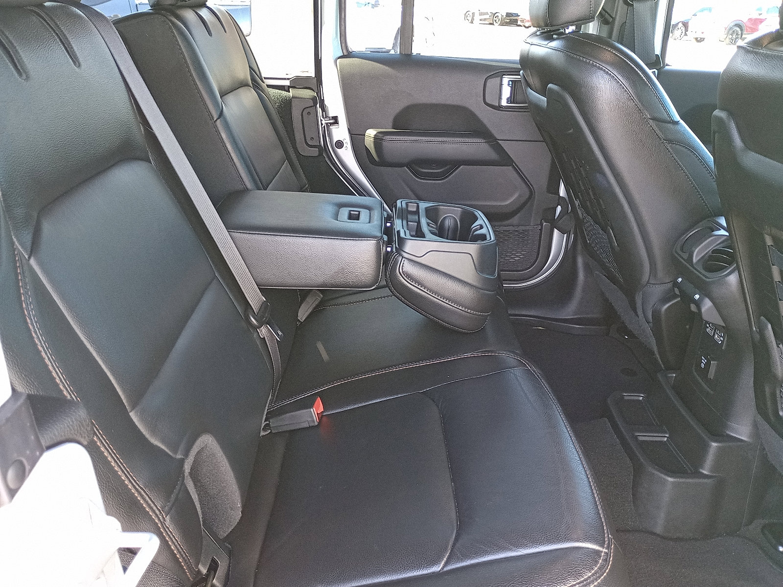 2023 Jeep Wrangler Rubicon 392 photo 8