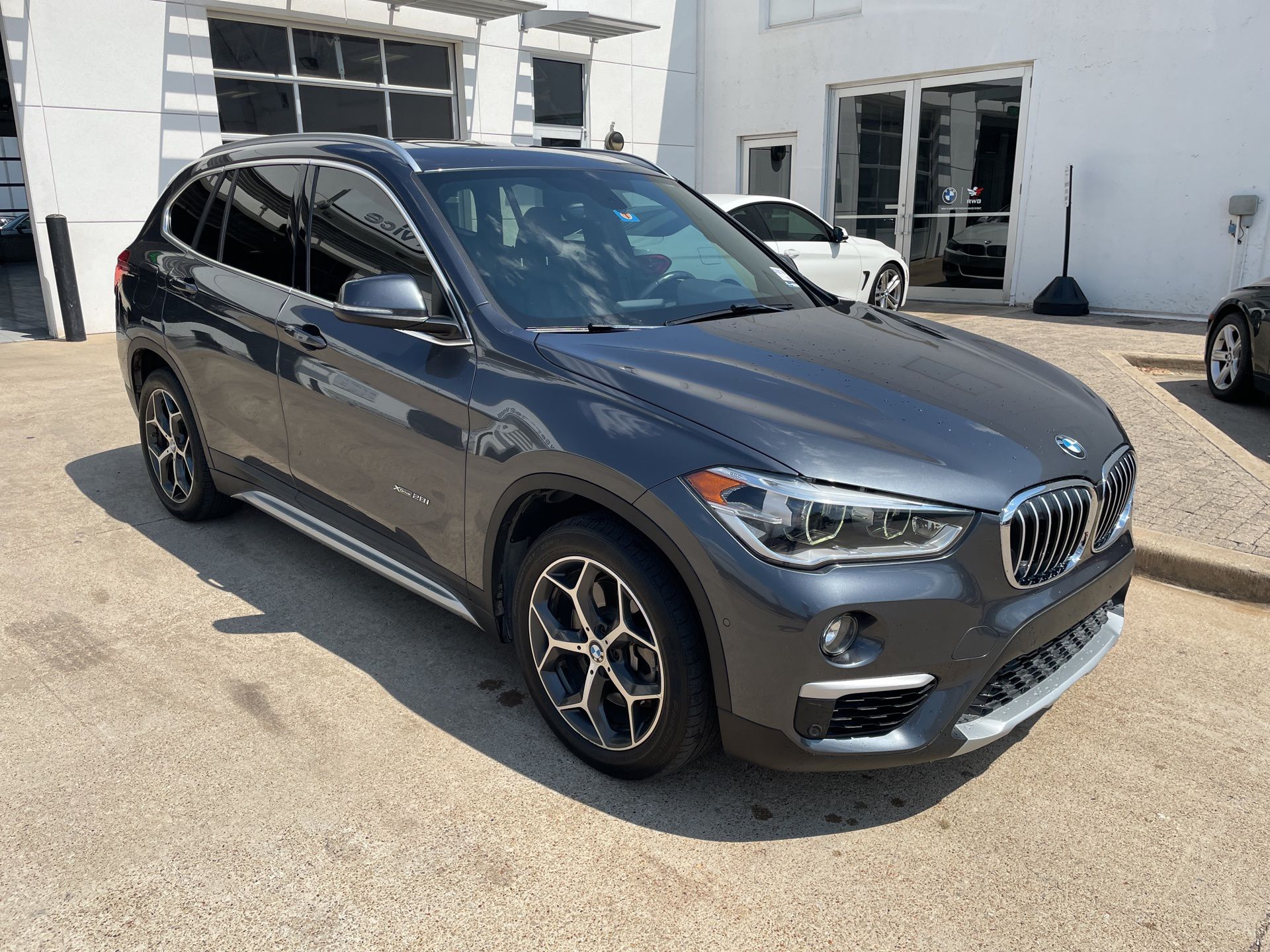 2017 Bmw X1 XDrive28i photo 3