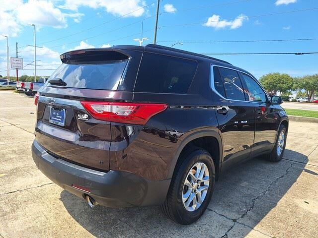 2021 Chevrolet Traverse Cloth photo 3
