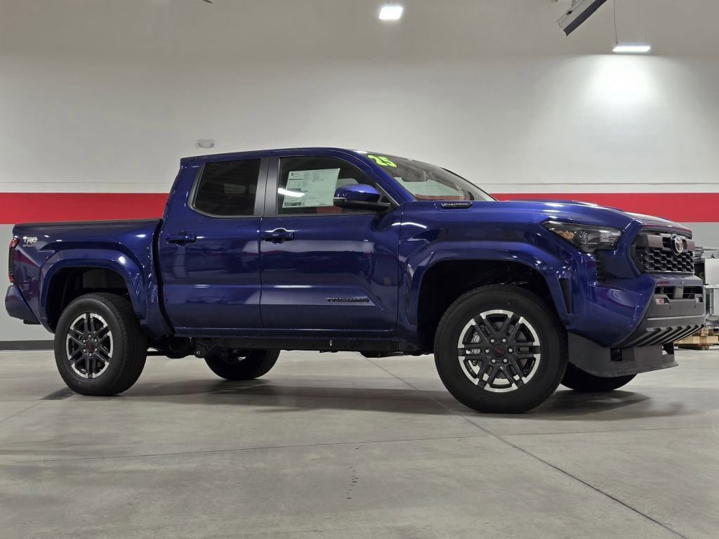 2025 Toyota Tacoma TRD Sport photo 22