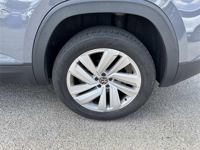 2021 Volkswagen Atlas Cross Sport V6 SE Technology photo 6