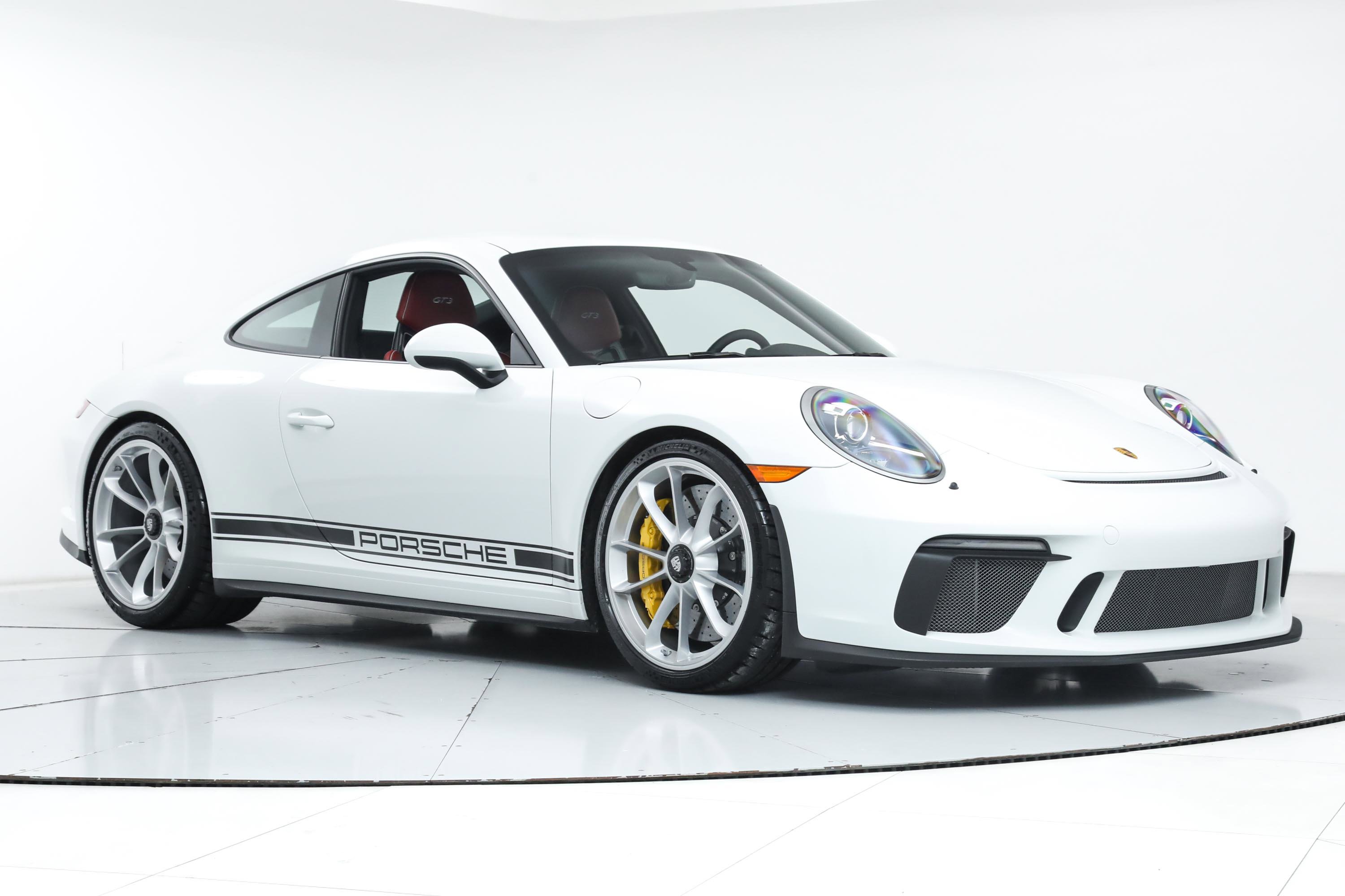 2018 Porsche 911 GT3 Touring photo 7
