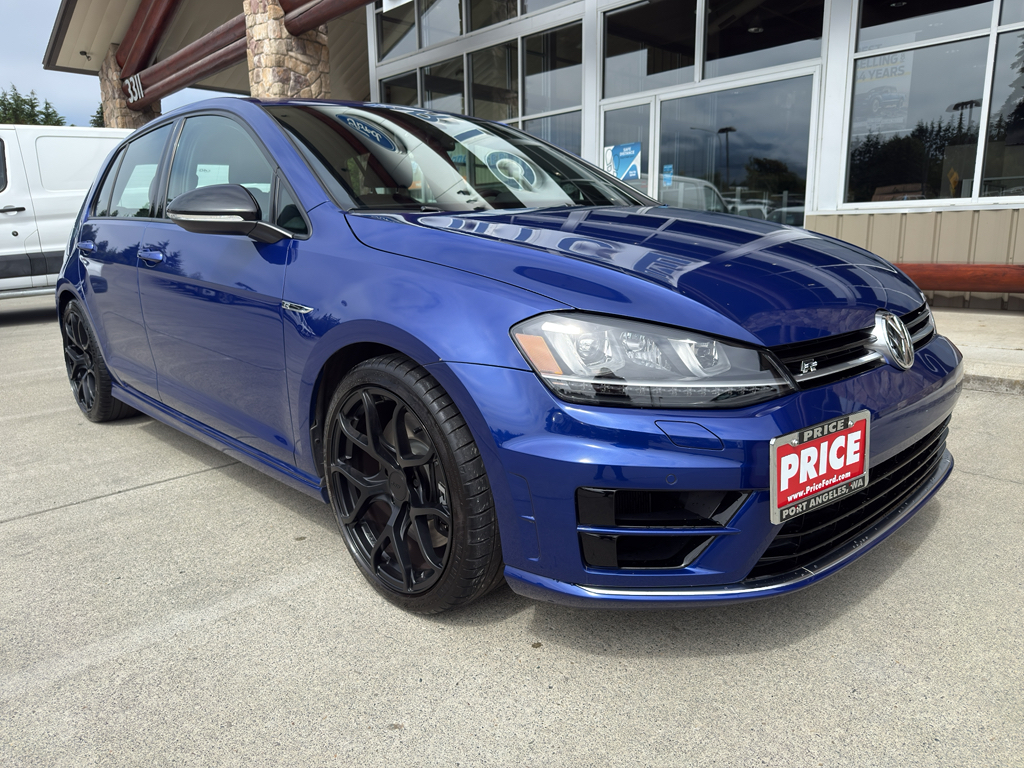 2015 Volkswagen Golf R photo 3