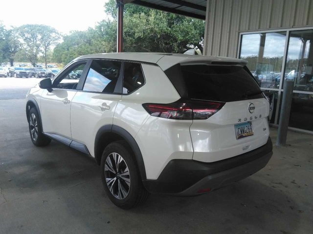 2023 Nissan Rogue SV photo 3